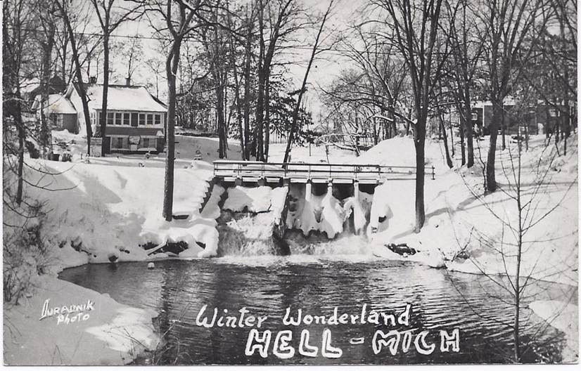 Winter in Hell Michigan